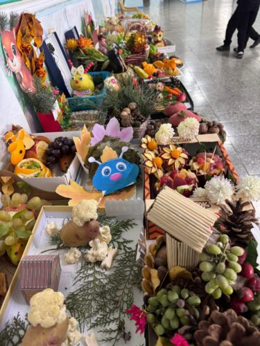 Выставка "Дары осени"